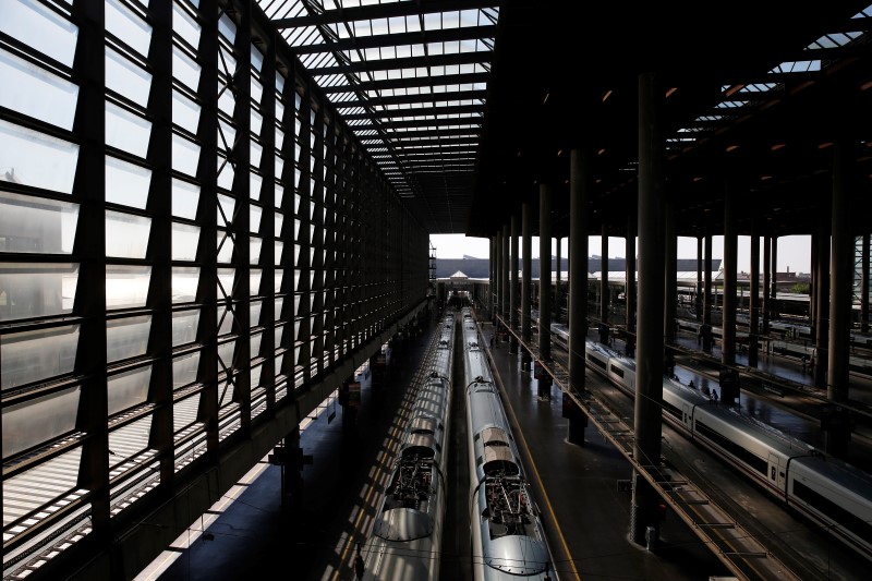 © Reuters. Talgo cotizará en bolsa tras colocar un 45% del capital entre instituciones