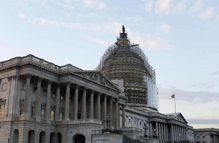 © Reuters. The U.S. Capitol stands in Washington