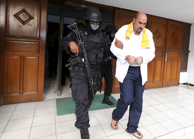 © Reuters. اندونيسيا تطلب من سفارات التواجد في سجن لحضور إعدام اجانب
