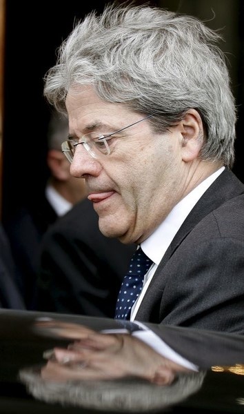 © Reuters. Il ministro degli Esteri Paolo Gentiloni 