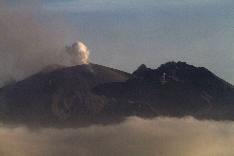 © Reuters. Vista do vulcão Calbuco 