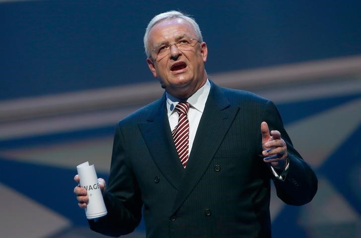 © Reuters. Volkswagen CEO, Martin Winterkorn speaks during the Volkswagen group night at the Frankfurt motor show