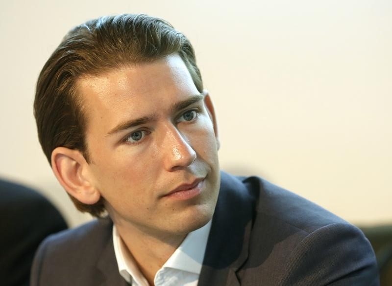 © Reuters. Chanceler da Áustria, Sebastian Kurz, durante entrevista coletiva em Viena