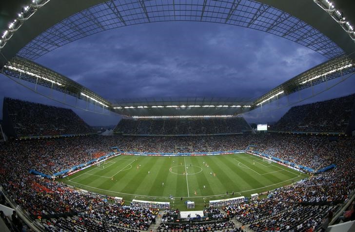 © Reuters. Vista da Arena Corinthians durante semifinal da Copa do Mundo entre Holanda e Argentina