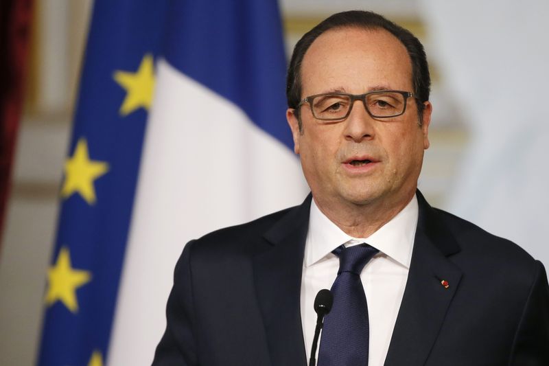 © Reuters. LE JUGEMENT DES FRANÇAIS SUR FRANÇOIS HOLLANDE RESTE MASSIVEMENT NÉGATIF