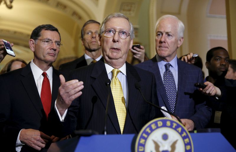 © Reuters. مجلس الشيوخ الأمريكي يفسح المجال للتصويت على مشروع قانون بشأن اتفاق إيران