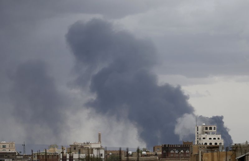 © Reuters. Más de 120 muertos en nuevos enfrentamientos en Yemen
