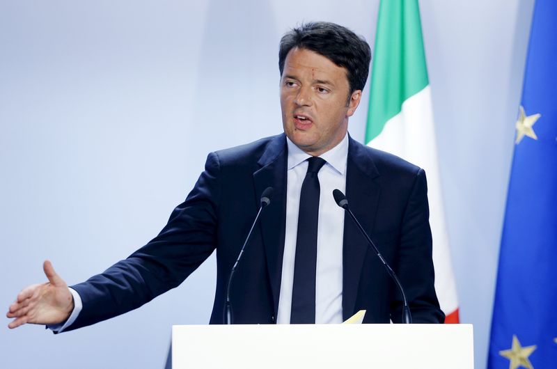 © Reuters. Italy's PM Renzi addresses a news conference after an EU leaders summit in Brussels