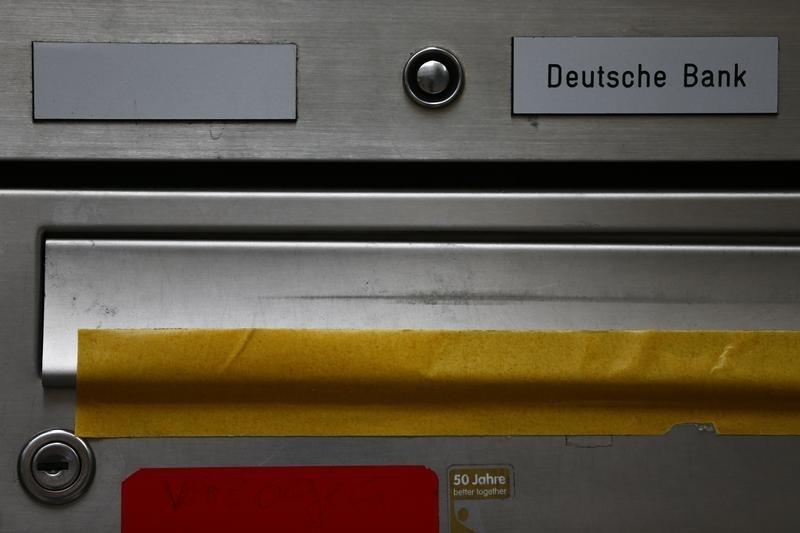 Deutsche Bank Investors Advised Not To Exonerate Board Over Fines