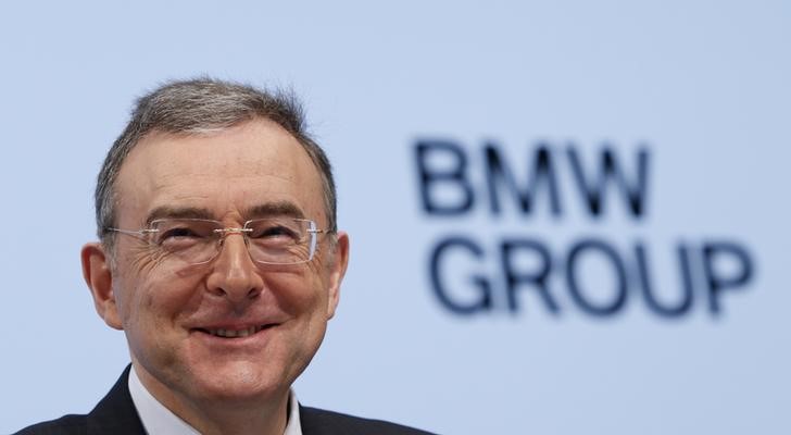 © Reuters. German premium automaker BMW CEO Reithofer reacts before company's annual news conference in Munich