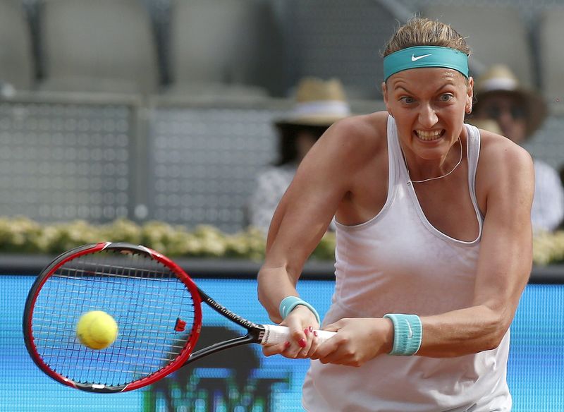 © Reuters. Kvitova se impone en la final femenina de Madrid a Kuznetsova 