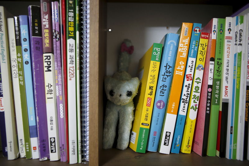 © Reuters. Los libros que eligen leer los niños refuerzan las habilidades de lectura