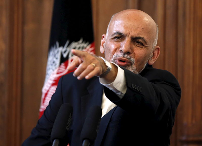 © Reuters. قلق بين رجال الدين الأفغان مع تعاظم حركة الحقوق المدنية