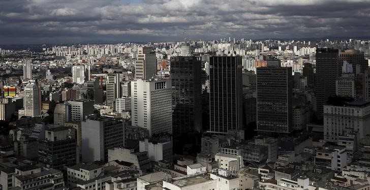 © Reuters. Vista aérea da cidade de São Paulo