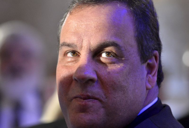 © Reuters. NJ Gov. Chris Christie addresses Leadership Forum in McLean, Virginia