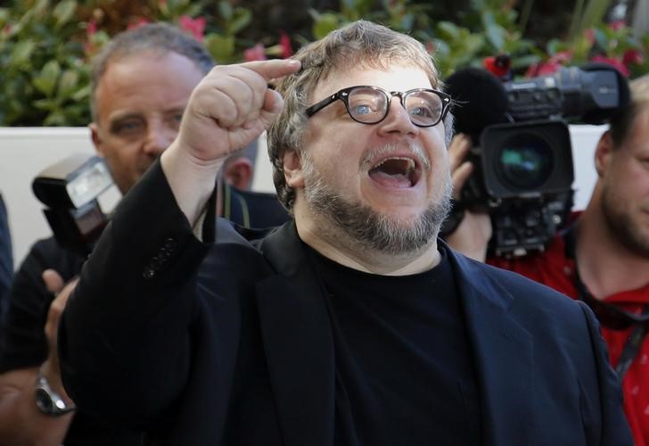 © Reuters. Diretor Guillermo del Toro chega para Festival de Cannes 