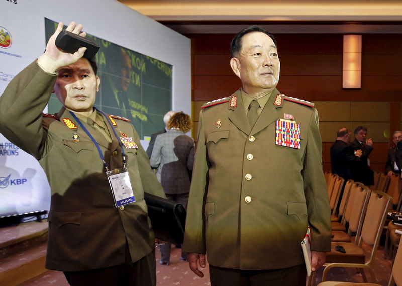 © Reuters. Corea del Norte ejecuta a su ministro de Defensa con un cañón antiaéreo