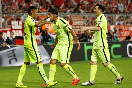 © Reuters. El tridente del Barça, imparable a la final de la Champions