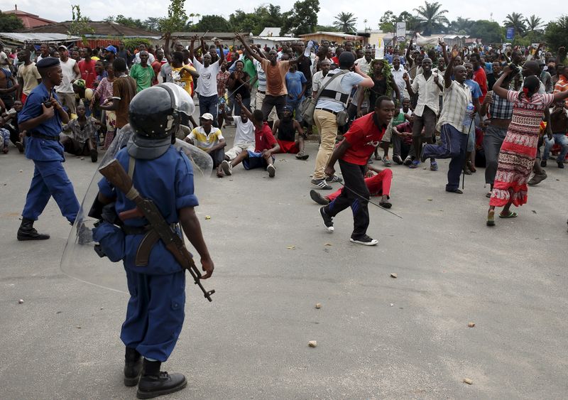 © Reuters. زعماء شرق افريقيا يدينون محاولة الانقلاب في بوروندي