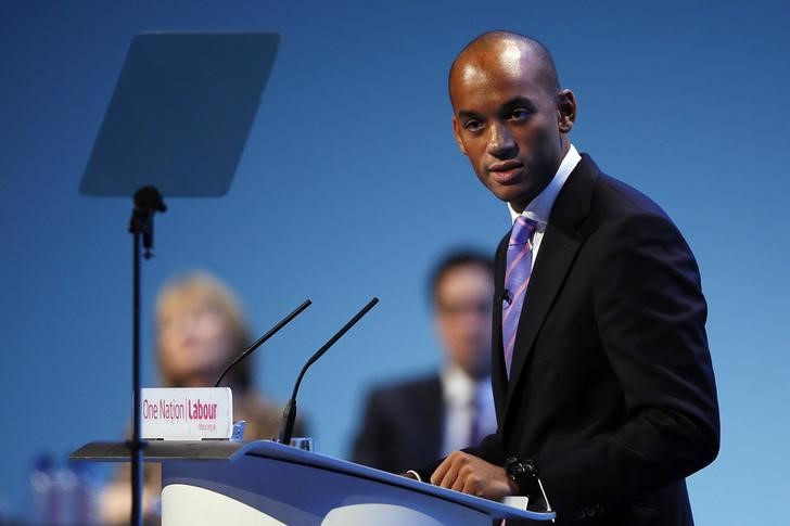 © Reuters. Britain's Shadow Business Secretary Chuka Umunna speaks during the annual Labour Party Conference in Brighton