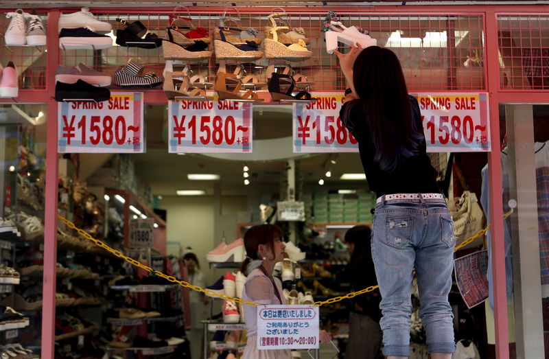 © Reuters. اسعار الجملة في اليابان تنخفض 2.1% على اساس سنوي في ابريل