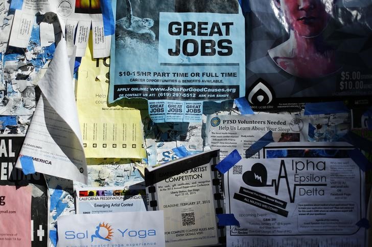 © Reuters. A student bulletin board is pictured at the University of California San Diego in San Diego