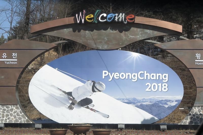 © Reuters. The advertising hoarding promoting the 2018 Winter Olympics stands in PyeongChang