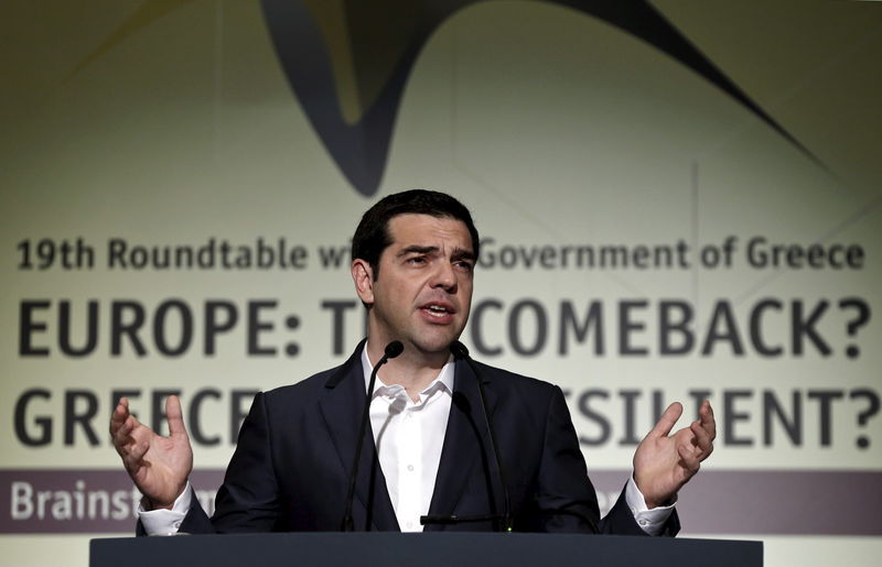 © Reuters. Tsipras no permitirá que se traspasen líneas rojas en negociaciones con UE y FMI