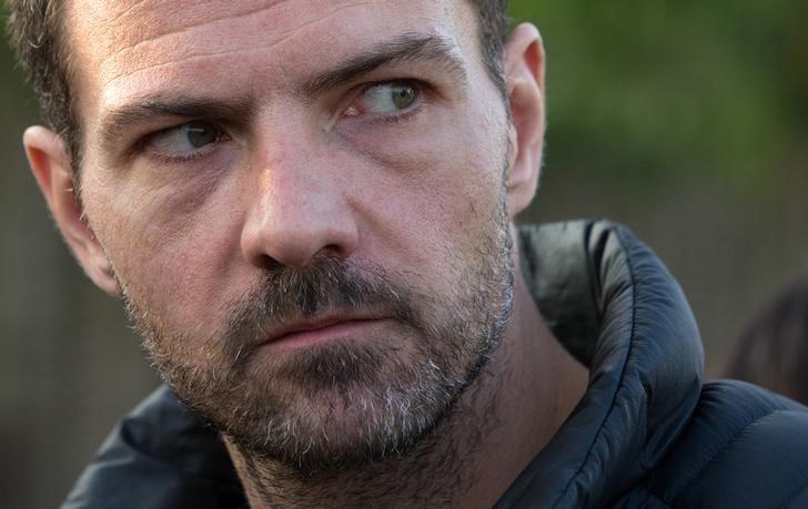 © Reuters. Former French trader Jerome Kerviel leaves the Fleury-Merogis prison near Paris