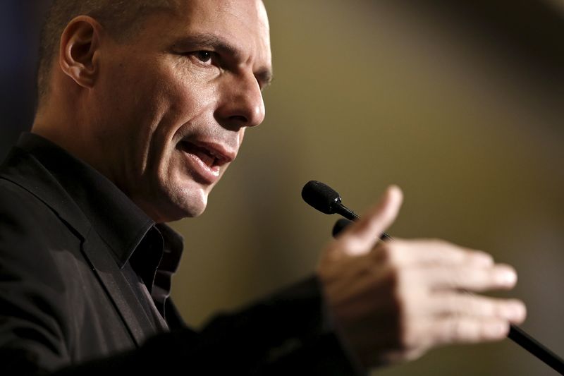 © Reuters. Ministro das Finanças da Grécia, Yanis Varoufakis, durante evento em Atenas