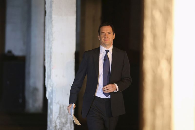 © Reuters. Chancellor of the Exchequer George Osborne arrives to deliver his speech on the 'Northern Powerhouse' at Victoria Warehouse, Trafford in Salford