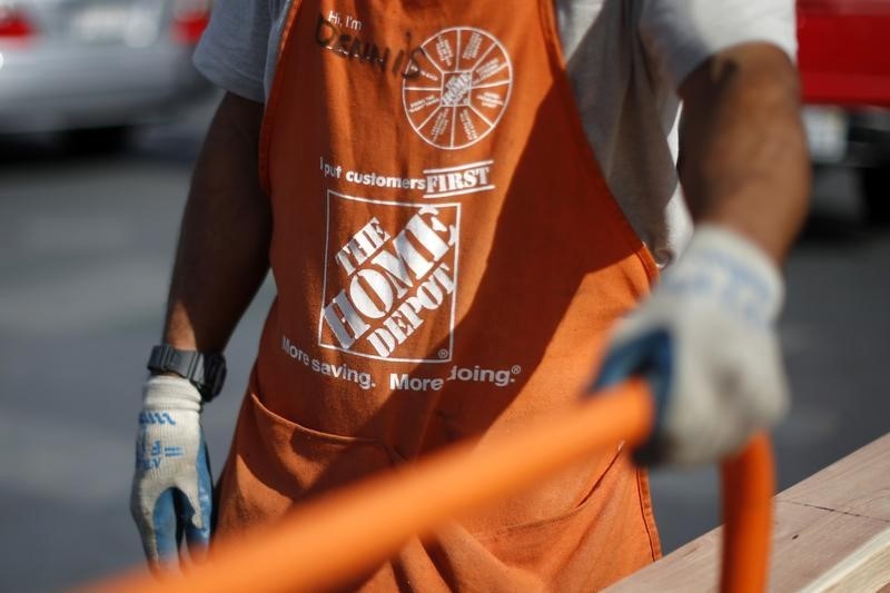 © Reuters. A Home Depot employee is seen outside a store in Los Angeles