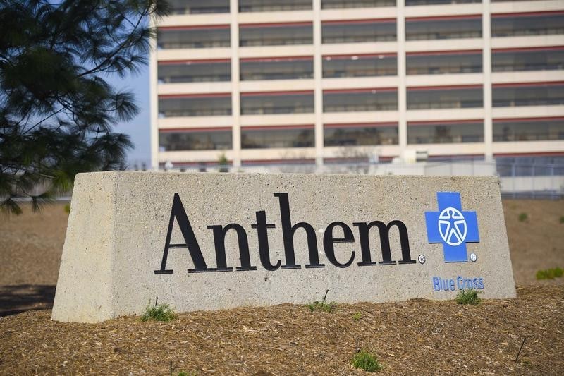 © Reuters. The office building of health insurer Anthem is seen in Los Angeles, California