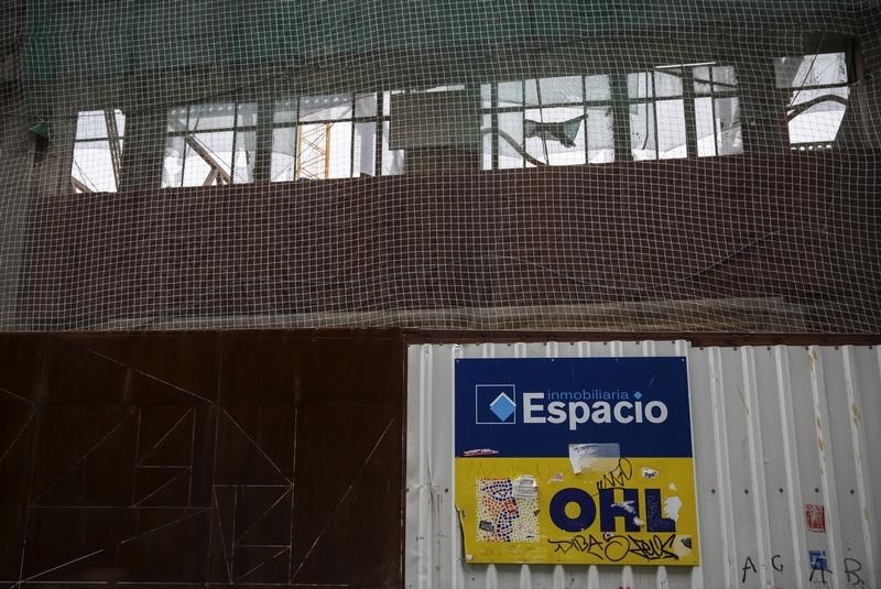 © Reuters. OHL dice informe externo no ve irregularidades en caso concesión México