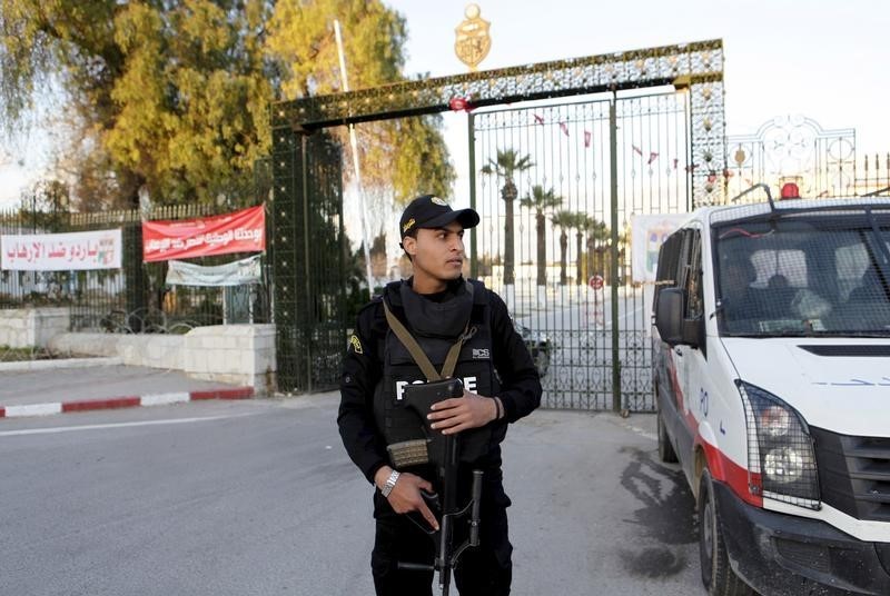 © Reuters. ايطاليا تلقي القبض على مغربي يشتبه في ضلوعه بالهجوم على متحف في تونس