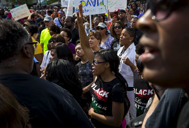 © Reuters. Manifestação em Baltimore por morte de jovem negro