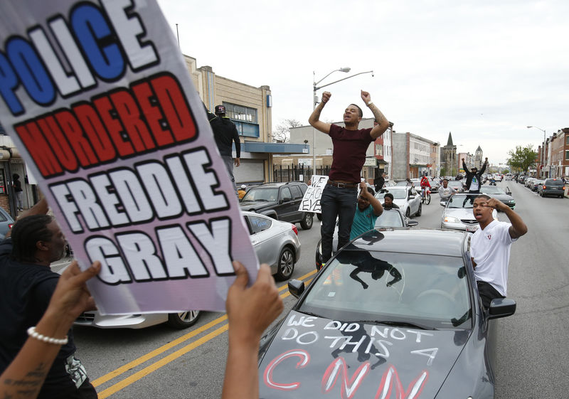 © Reuters. Manifestantes protestam contra morte de Freddie Gray em Baltimore