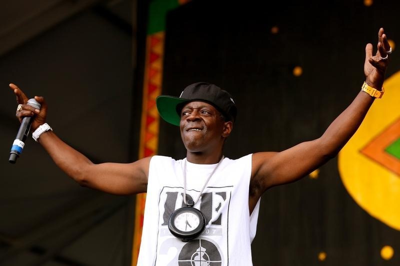 © Reuters. Flavor Flav of Public Enemy performs during the first day of the New Orleans Jazz and Heritage Festival in New Orleans Louisiana