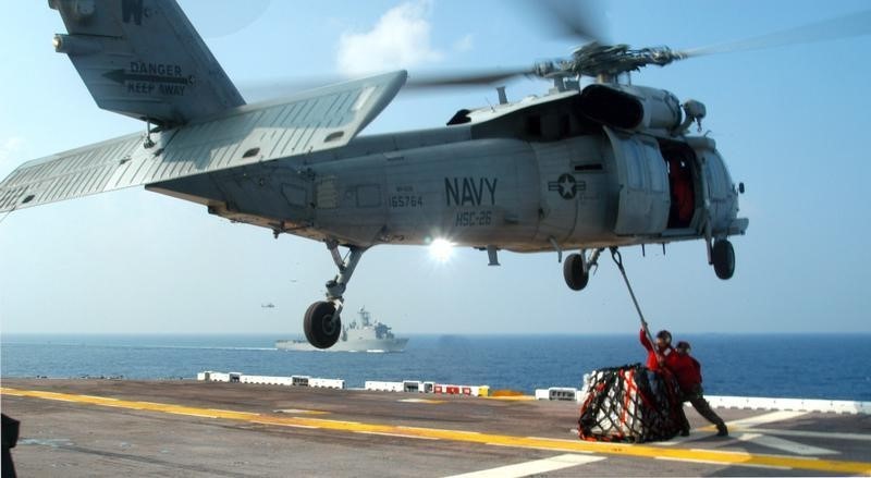 © Reuters. أمريكا توافق على بيع عشر طائرات هليكوبتر من طراز سيهوك للسعودية