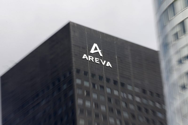 © Reuters. EDF PROPOSERAIT PLUS DE 2 MILLIARDS D'EUROS POUR LES REACTEURS D'AREVA