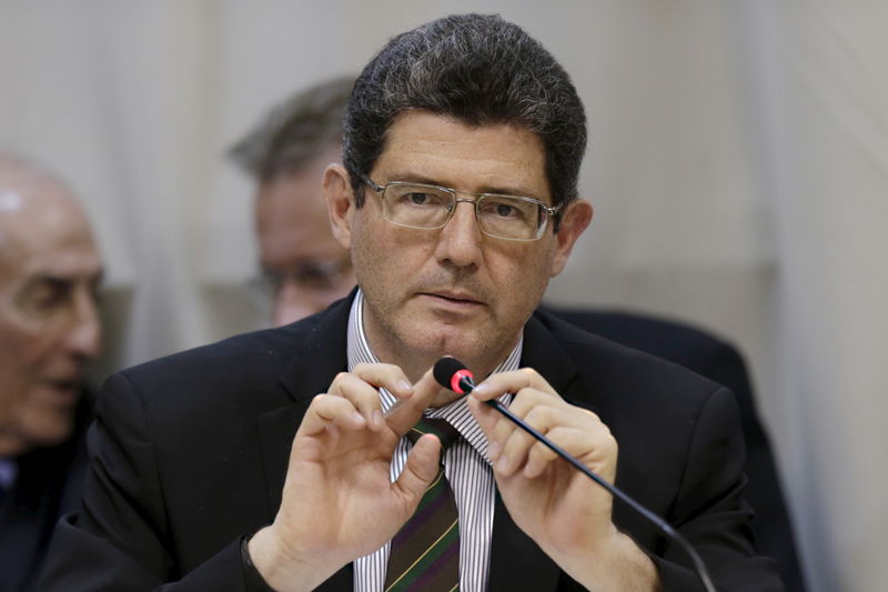 © Reuters. Ministro da Fazenda, Joaquim Levy, durante encontro em Brasília