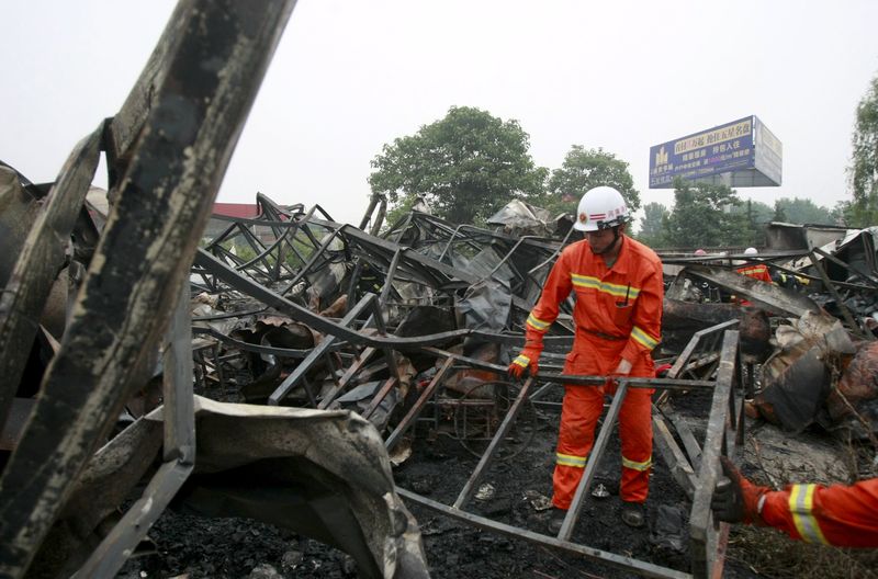 © Reuters. Incendio en una residencia de ancianos en China deja 38 muertos, según medios locales