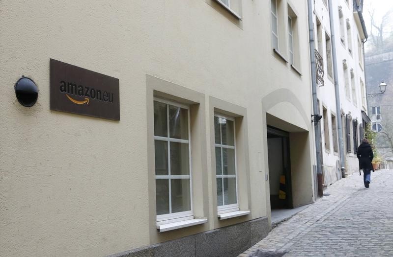 © Reuters. PThe logo of Amazon Europe Holding Technologies is seen in Luxembourg