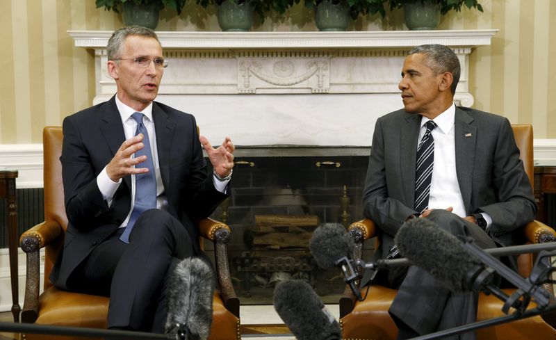 © Reuters. أوباما يقول إنه ينسق مع حلف الأطلسي بشأن الدولة الإسلامية وليبيا