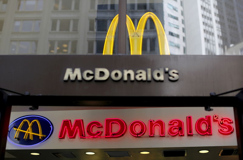 © Reuters. A McDonald's logo is seen at one of the chain's restaurants in San Francisco