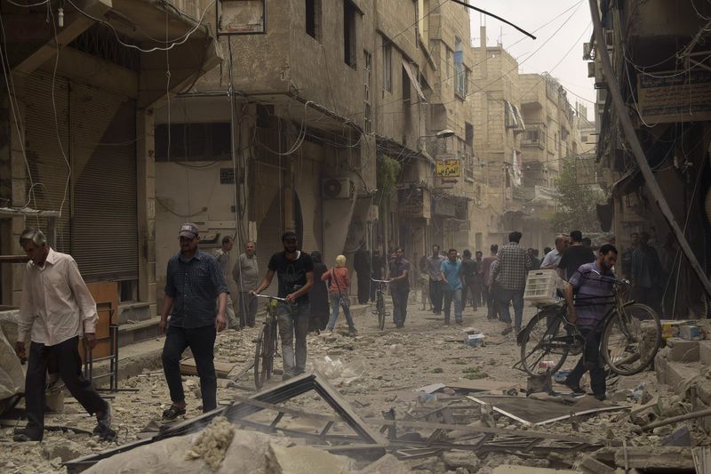© Reuters. Los sirios pierden la esperanza ante la masacre y la devastación, dice la ONU
