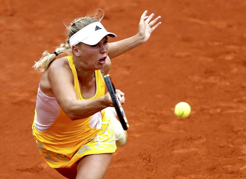 © Reuters. Wozniacki, una de las favoritas, cae en la segunda ronda del Abierto de Francia