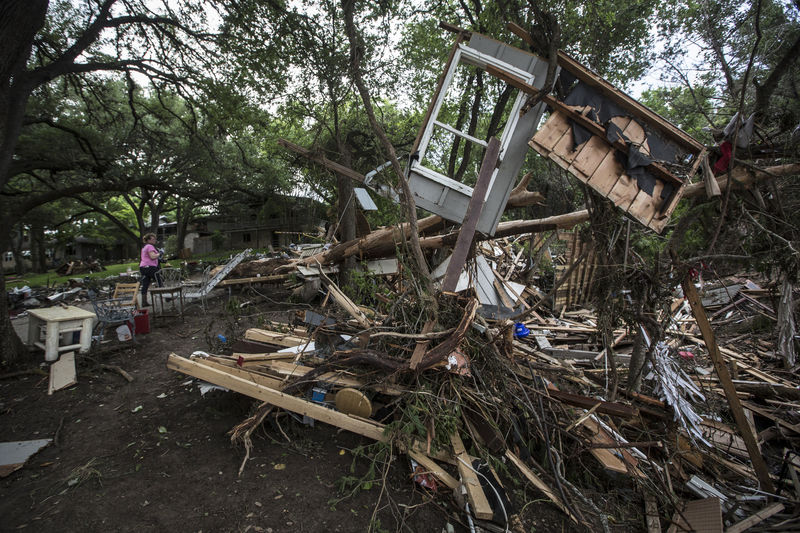© Reuters. Destroços de casa destruída no Texas por tempestade