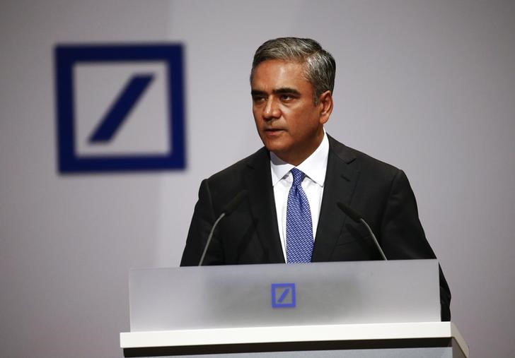 © Reuters. Jain, co-CEOs of Deutsche Bank, addresses the bank's annual general meeting in Frankfurt