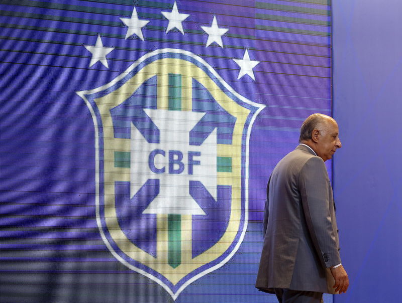 © Reuters. Presidente da CBF, Marco Polo Del Nero, chega para convocação da equipe para a Copa América